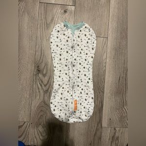 2 SwaddleMe Swaddle Pods Size Small